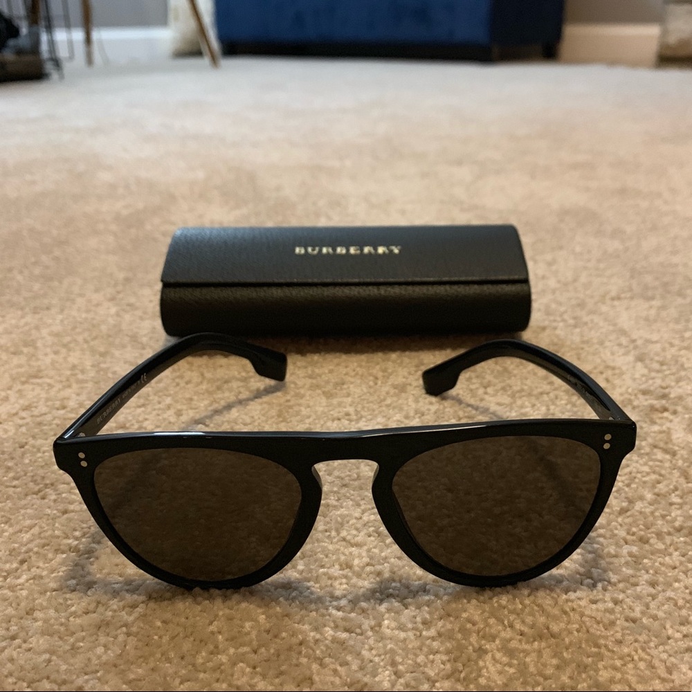 Burberry sunglasses
